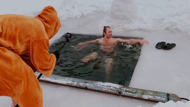 Прорубь. Чай. Доски Садху. Гири и штанга. смотреть онлайн