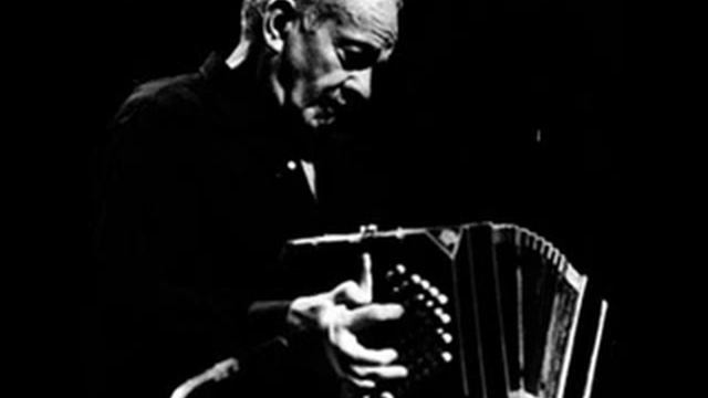 Astor Piazzolla - Meditango.wmv смотреть онлайн