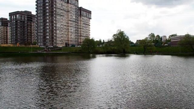 Заводской пруд на реке Сетуньке в Москве // AndyNet Travel смотреть онлайн