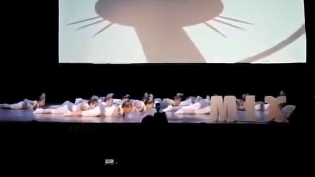 Dancemix танец кошек смотреть онлайн