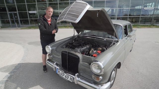 1967 Mercedes-Benz 230 Heckflosse W110 - Review, Fahrbericht, Test