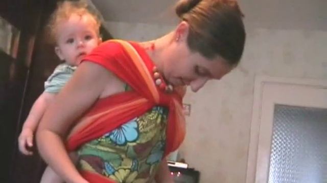 Слинг-шарф -- помощник и воспитатель смотреть онлайн