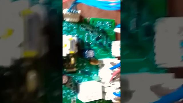 Индезит блокируется но не начинает стирку ... Ремонт модуля Аркадий 3.. смотреть онлайн