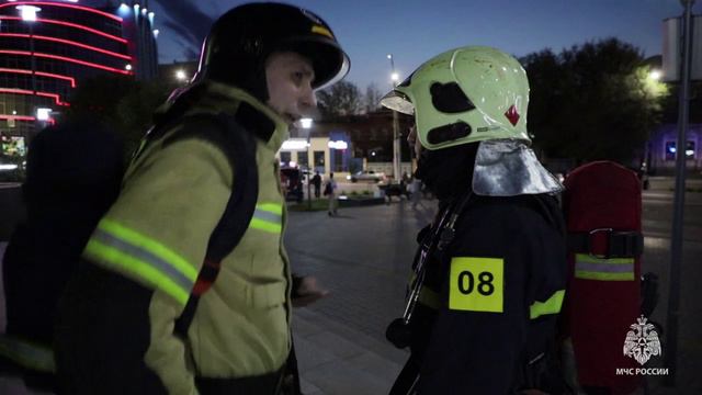 Учения на ТЮЗе. Саратов смотреть онлайн