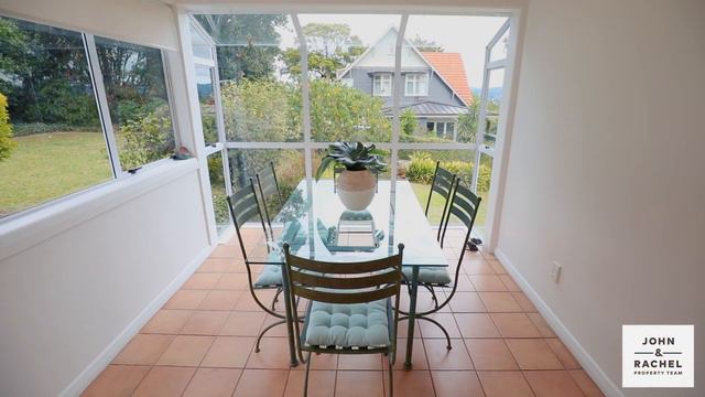 11A Summit Drive, Mt Albert | High on a Hill - A Prized Location смотреть онлайн