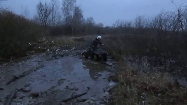 Квадроцикл 4х2 по луже смотреть онлайн