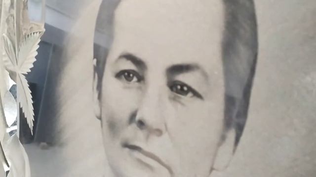 Виготовлення пам'ятників у місті Луцьк. Пам'ятник з різьбою та гравірованим портретом. смотреть онлайн
