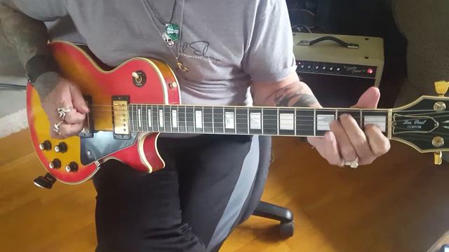 78 Gibson Les Paul Custom sb Kk смотреть онлайн
