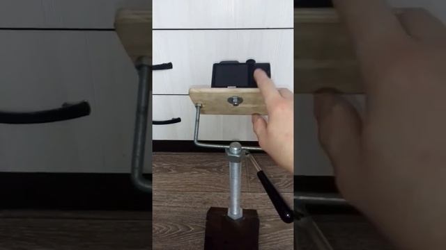 Как сделать штатив своими руками смотреть онлайн