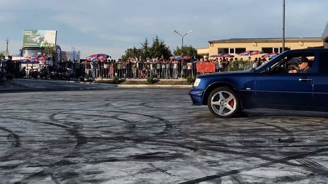 W124 E500 Legend / Drift / Burnout / Carfest / 2022 / Samarkand