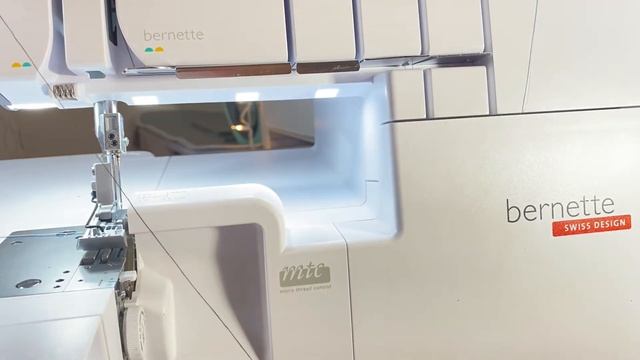 Serger/Sewing. Bernette 64 AIRLOCK Serger~Overlocker. Easy - Step by step threading. смотреть онлайн
