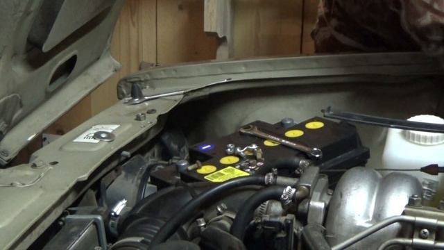 Установка выключателя массы на ваз 2104  новый аккумулятор.