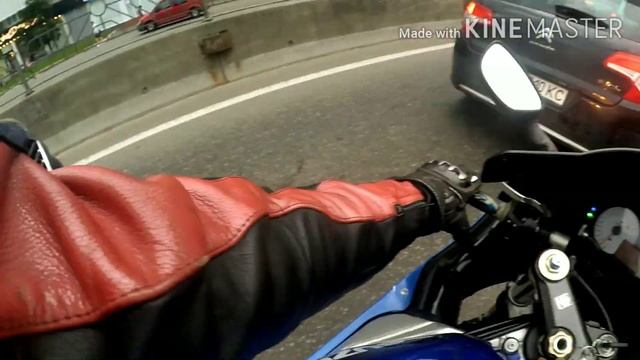 Киевские пробки глазами мотоциклиста - Suzuki GSX-R600 смотреть онлайн