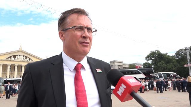 Очень искренне! Депутаты Парламента о словах Президента белорусскому народу и Национальному собрани смотреть онлайн