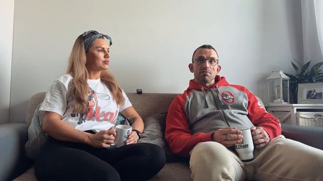 Jest cheat meal 🥩 i CHEAT MEAL 🍔 Jak go robić i nie zwariować | KAWA Z FENIXAMI, odc. 3 смотреть онлайн