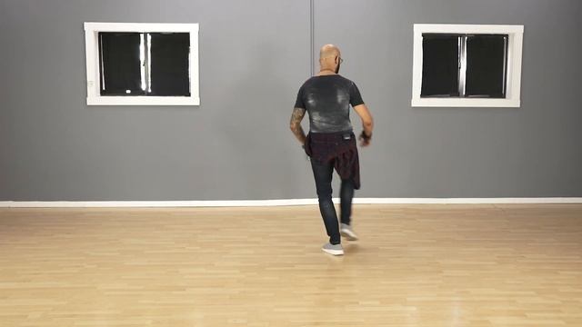 Salsa Solo Practice with Artem смотреть онлайн
