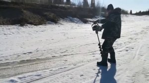 Бензоледобур