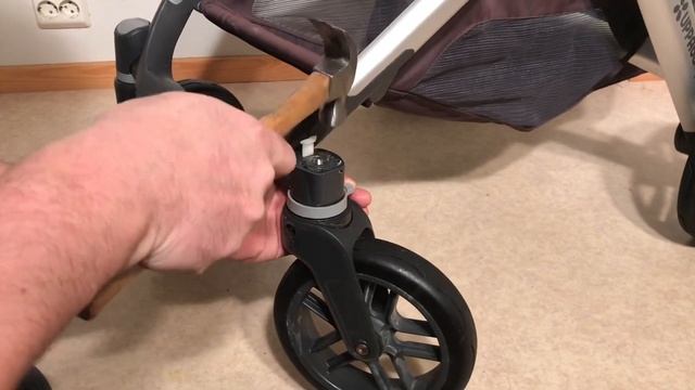 How to Remove / Detach a Stuck Front Wheel on a Uppababy Vista смотреть онлайн