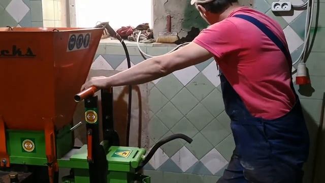 Полная технологическая цепочка. Все нюансы производства лего кирпича ч.2 смотреть онлайн