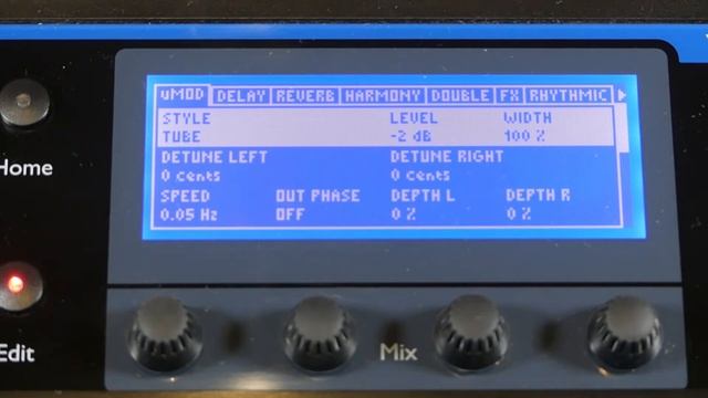 La mia pedaliera voce: Voice Live 2 - TC Helicon! Effetti per cantanti! Descrizione, suoni, esempi. смотреть онлайн