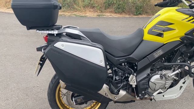 Suzuki Dl 650 XT V-Strom MY17 walk around / review смотреть онлайн