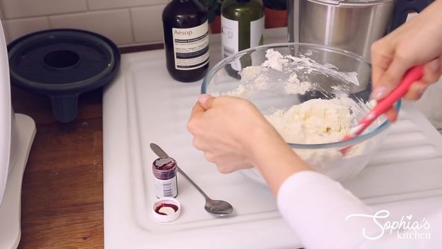 How to make Macarons in the Thermomix | Sophia's Kitchen смотреть онлайн