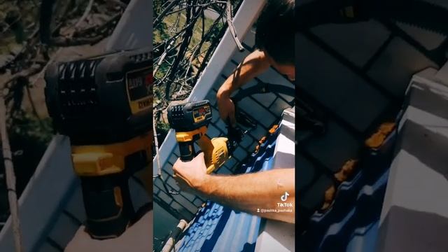 Сверление без пыли, под кронштейны наружного блока кондиционера