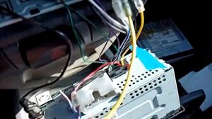 магнитола через кнопку на калину