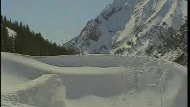 Salto e forte caduta sugli sci! Umiliante :D смотреть онлайн