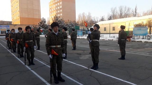 присяга департамент 2-21 ДОК 7412, 19 ноября. показное занятие с оружием КВ лейтенант Мукенов У.У. смотреть онлайн