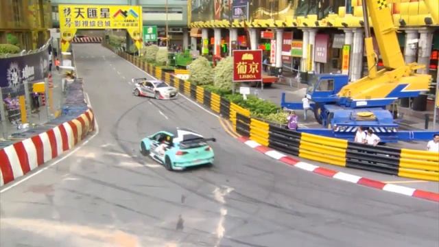 TCR International Series 2016. Race 2 Guia Circuit. Zhang Ya Qi Crash on formation lap смотреть онлайн