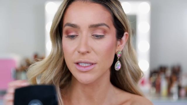 NEW CHANEL MAKEUP COLLECTION 'PERLES ET ECLAT DE CHANEL' SPRING 2021 REVIEW смотреть онлайн