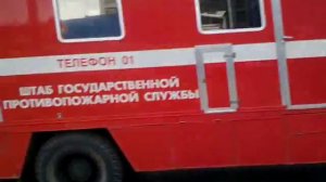 Колонна пожарных машин на московском. Спб