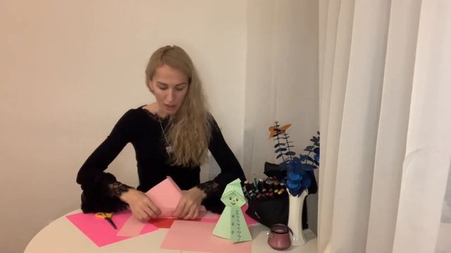 Ирина Михайлова Развивашки Делаем гнома в технике оригами 6+ смотреть онлайн