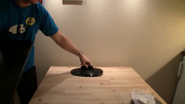 BenQ G2420HD Unboxing смотреть онлайн