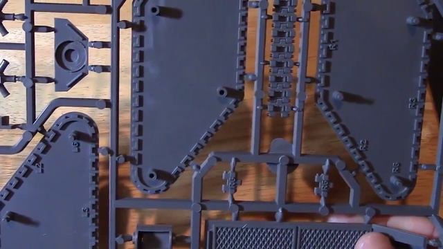 Lehman Russ Demolisher Model kit unboxing whats on the sprue смотреть онлайн