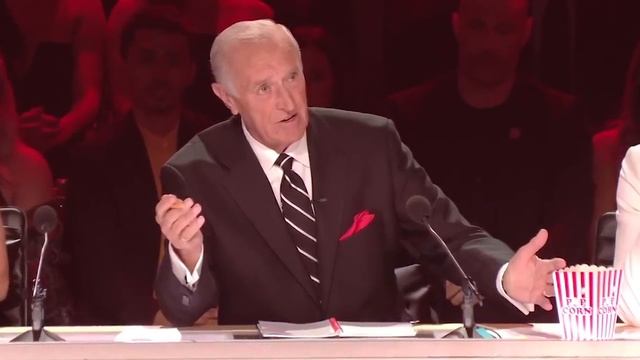 Hannah Beast and Disney Week on DWTS (Week 5) смотреть онлайн