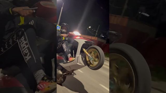 крутишься в пространстве ❤️ #moto #bikestunt #brp #kawasaki #klx250 #stunt #suzuki смотреть онлайн