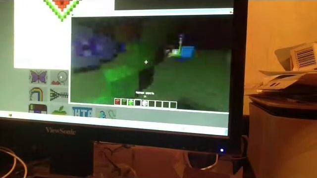 Lets play#1\ MINECRAFT\ Строим сердечко арбуз смотреть онлайн