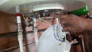 Устранения течи  бойлера косвенного нагрева