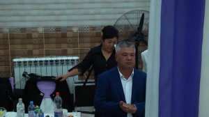 Братья спели сестренке на свадьбе.Уйгурская песня «Сиңлим»