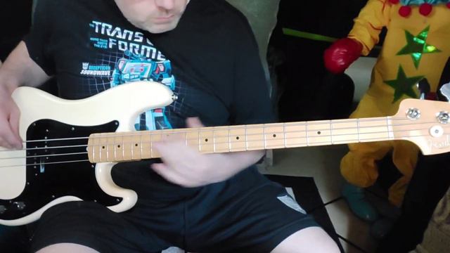Fraggle Rock theme song bass cover/play along смотреть онлайн