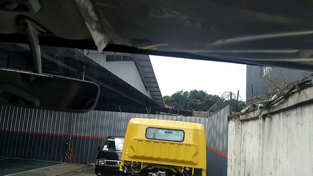 Mitsubishi Fuso FE74 S 125 PS review - Indonesia смотреть онлайн