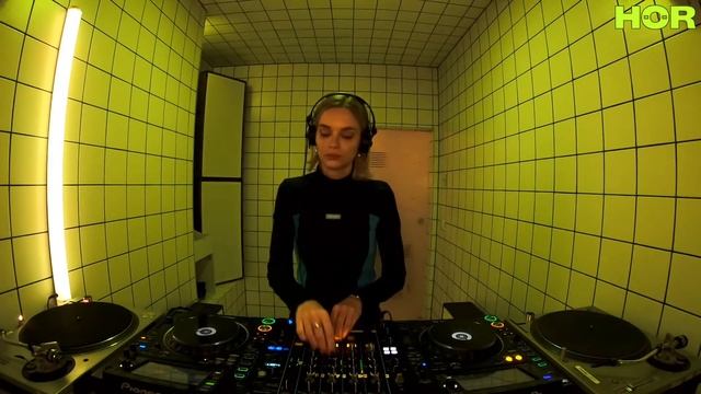 Quest - Maruwa / November 26 / 5pm-6pm смотреть онлайн
