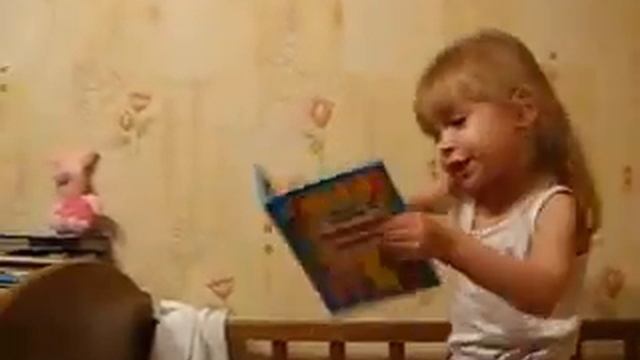 Дети читают.Алина 2,5 года читает стихотворение "Мойдодыр" наизусть!!! смотреть онлайн