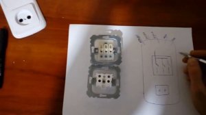 Как подключить трехклавишный выключатель с розеткой