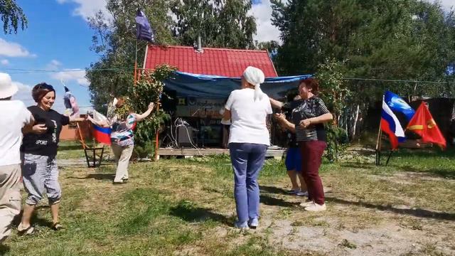 Дуэт "Две Людмилы" кавер песни "Завалинка"из репертуара Людмилы Николаевой. 31.07.2022г смотреть онлайн