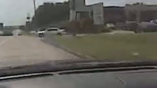 1998 Nissan maxima trial run.3GP смотреть онлайн