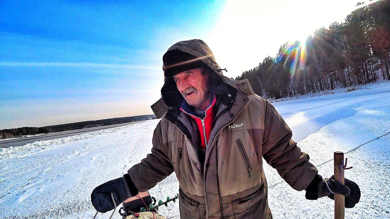 ДЕД УДИВИЛ! НАШЁЛ РЫБУ И ПОЙМАЛ ГДЕ НЕ ЖДАЛ! КТО БЫ ЗНАЛ! Рыбалка в марте ОНА ТАКАЯ... смотреть онлайн