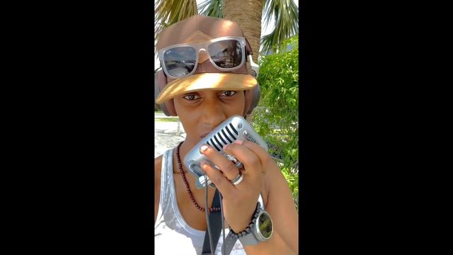 Shure MV51 Demo | Best Mic for iPhone or Android | Record Professional Drums/ Vocals | MOTIV App смотреть онлайн